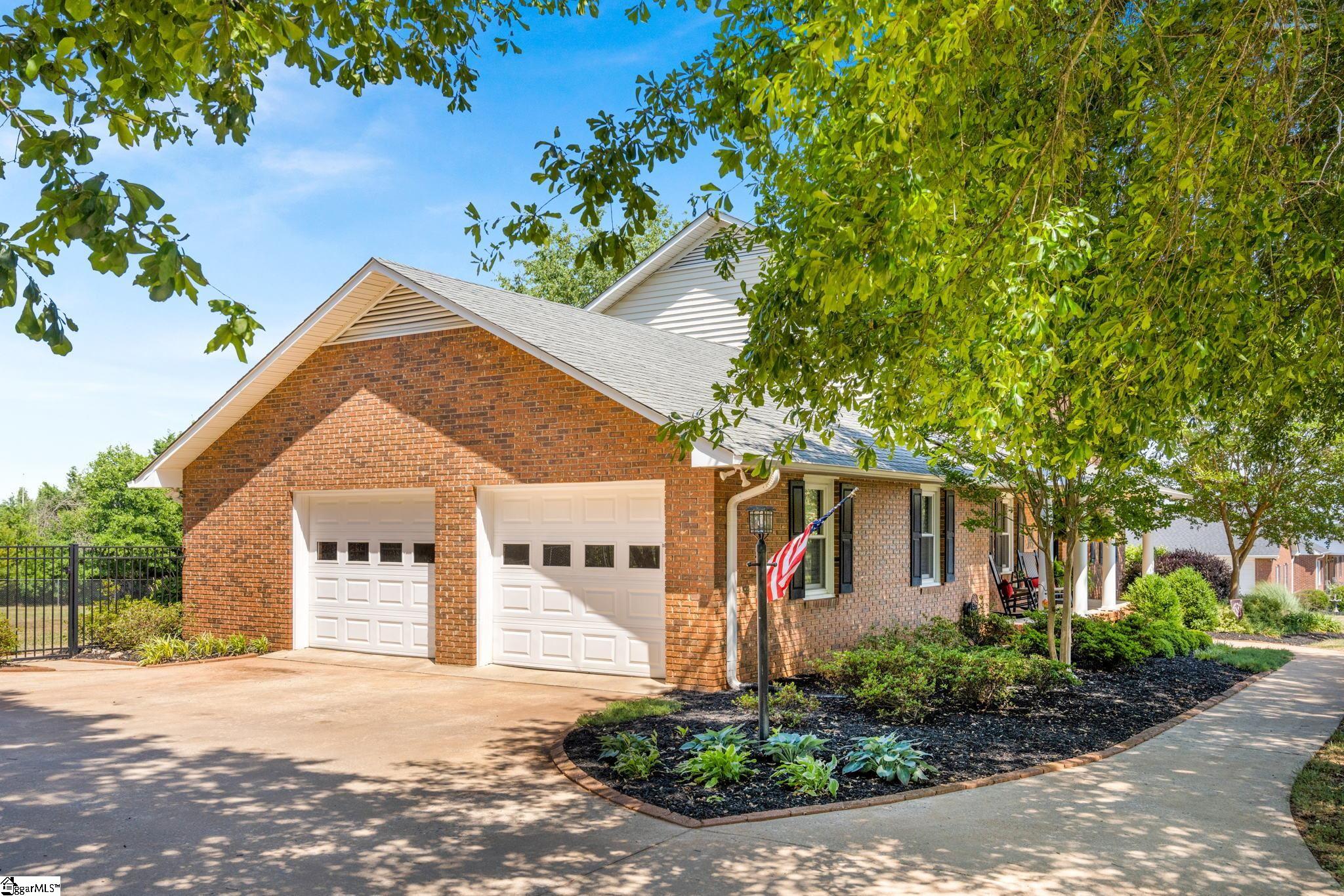 108 Welcome Lane Pendleton, SC 29670 - Photo 4 of 36