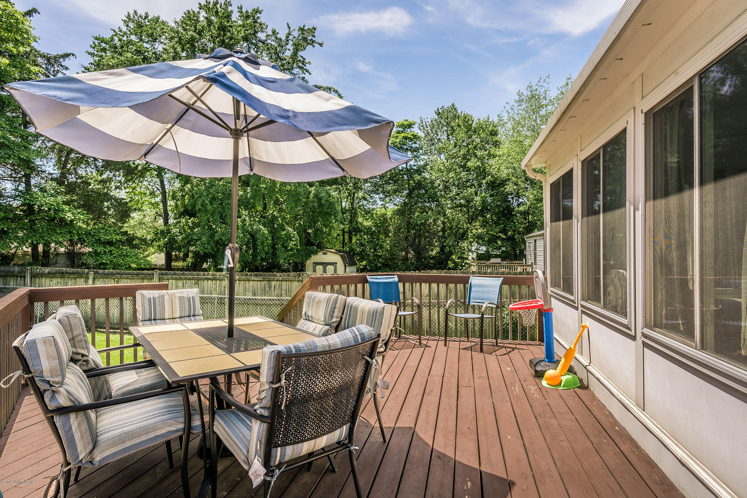 8316 Silver Fox Road Louisville, KY 40291 - Photo 39 of 48 8316 Silver Fox Rd-09