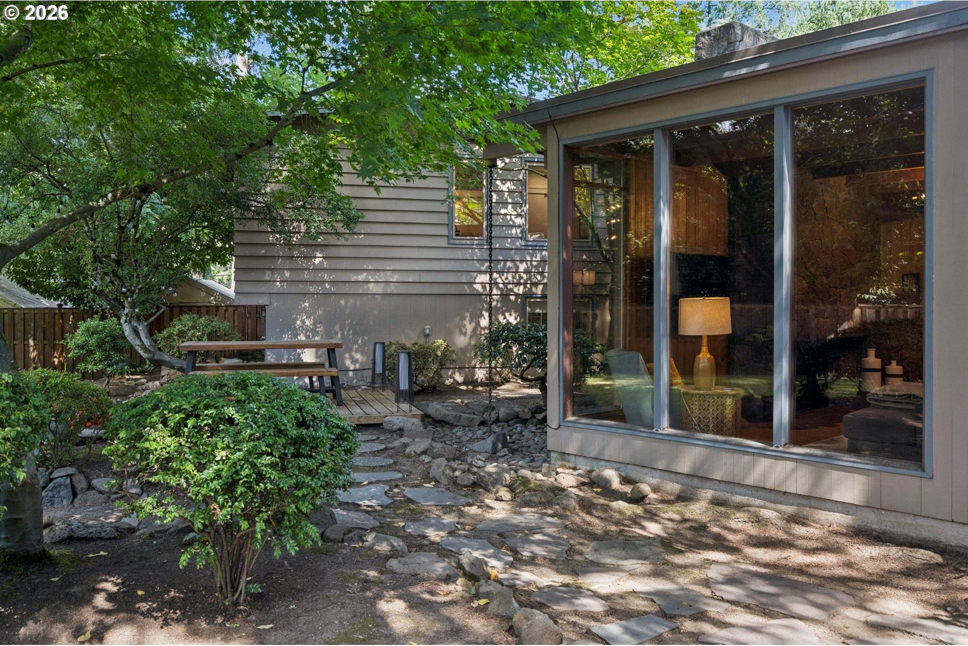17167 Cedar Road Lake Oswego, OR 97034 - Photo 34 of 42 Gallery Image 34