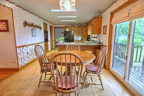 10423 Carmer Road Fenton, MI 48430 - Photo 10 of 30 20356980-9.JPG