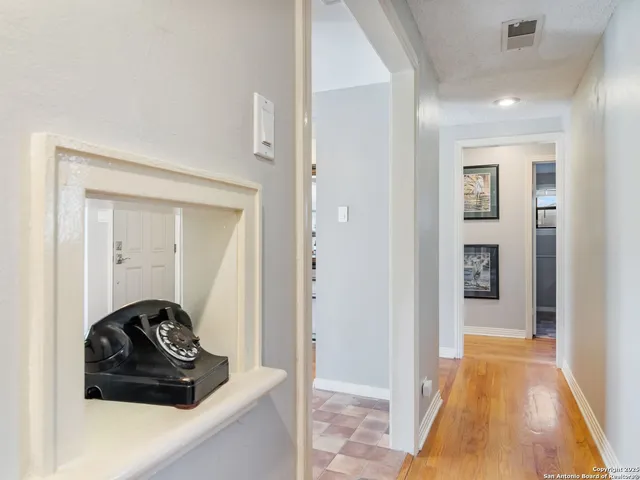 $499,000 | 1939 East Lawndale Drive, San Antonio, TX 78209