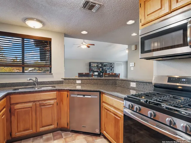 $499,000 | 1939 East Lawndale Drive, San Antonio, TX 78209