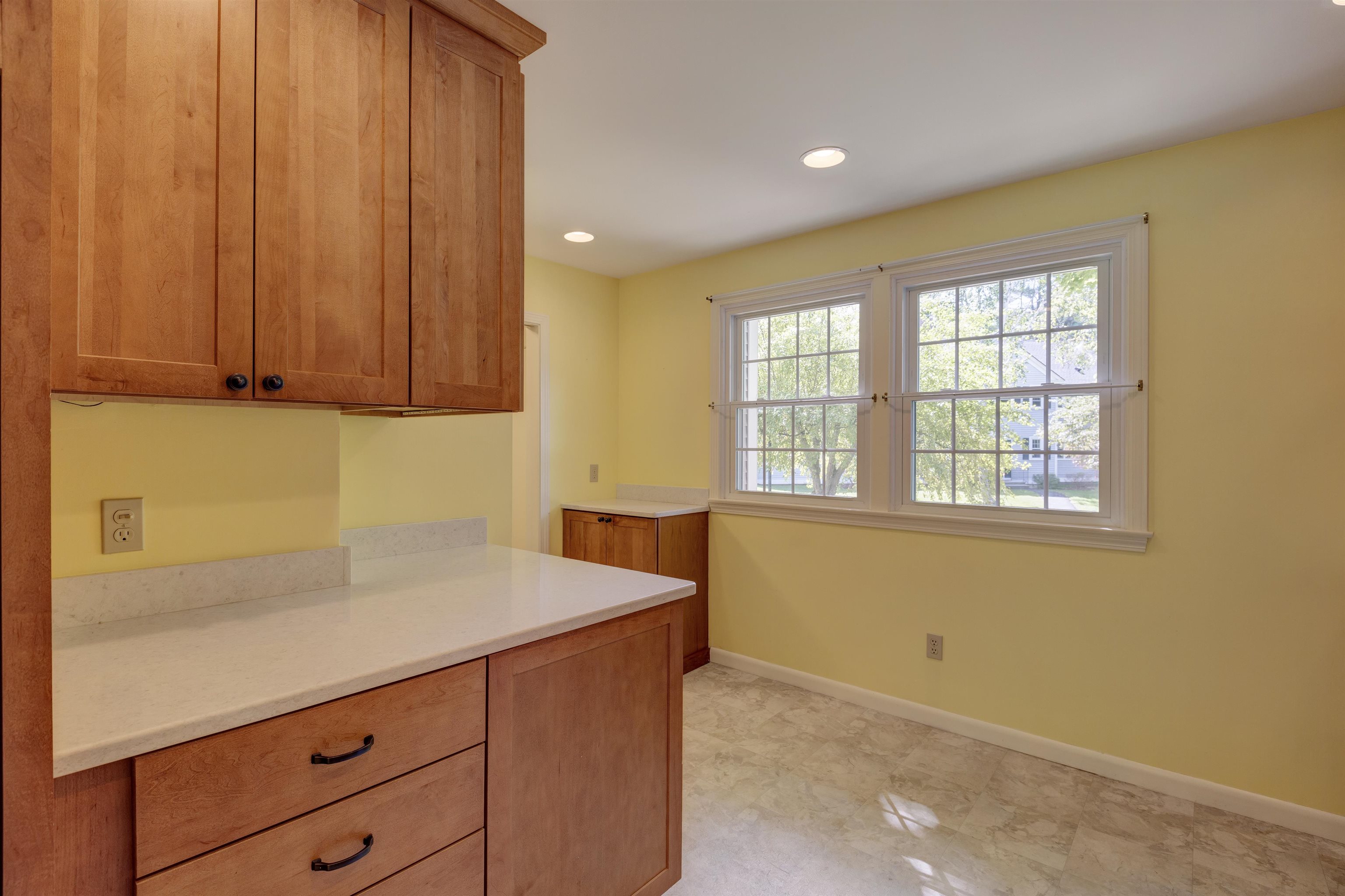 18 Willow Spring Lane Hanover, NH 03755 - Photo 12 of 34 Gallery Image 12