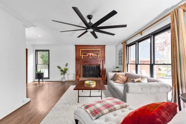 $722,900 | 131 Woodridge Drive, Spartanburg, SC 29301