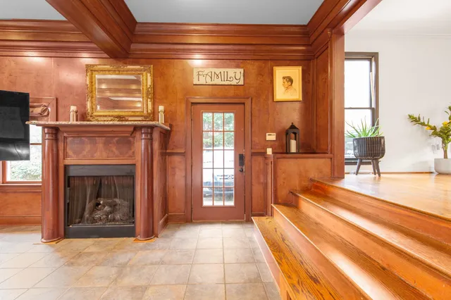 $722,900 | 131 Woodridge Drive, Spartanburg, SC 29301