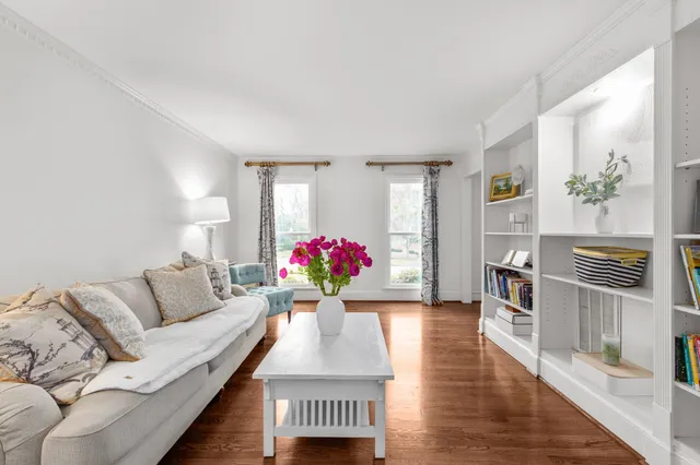 $722,900 | 131 Woodridge Drive, Spartanburg, SC 29301