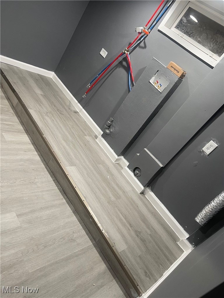 603 Liberty Road Youngstown, OH 44505 - Photo 34 of 42 Detailed view of wood finished floors