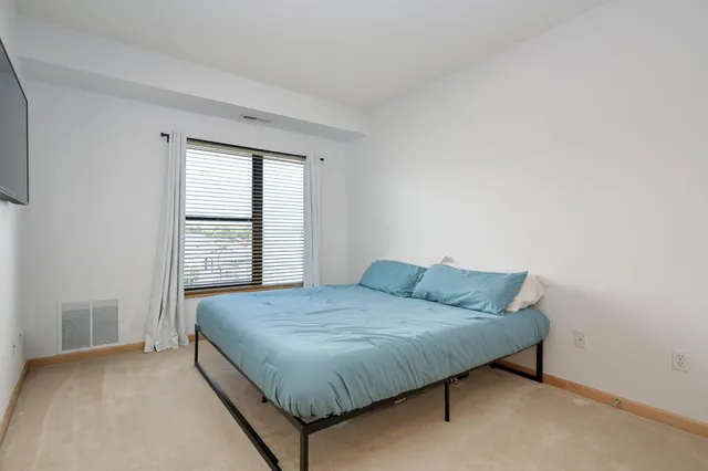 $175,000 | 7601 Aldrich Avenue South, Unit 407, Richfield, MN 55423