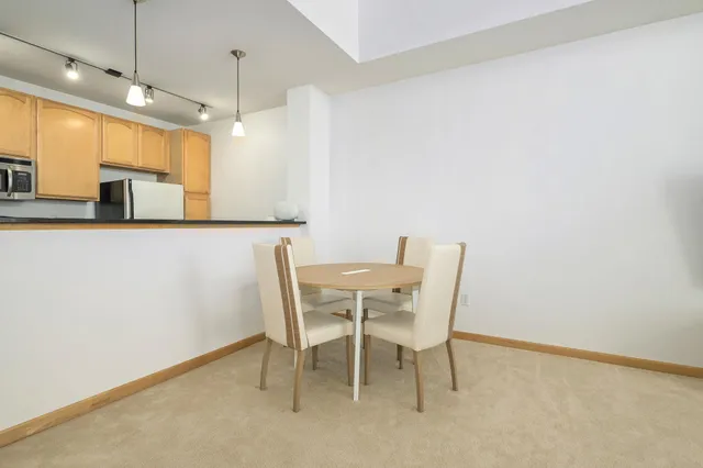 $175,000 | 7601 Aldrich Avenue South, Unit 407, Richfield, MN 55423