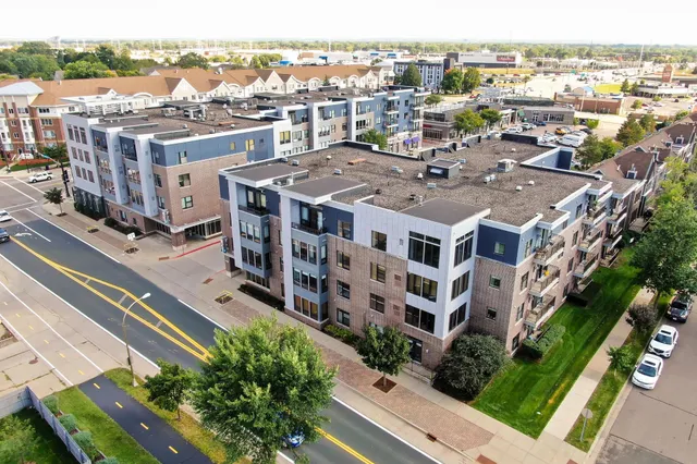 $175,000 | 7601 Aldrich Avenue South, Unit 407, Richfield, MN 55423