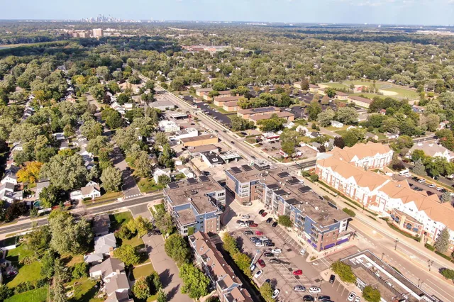 $175,000 | 7601 Aldrich Avenue South, Unit 407, Richfield, MN 55423