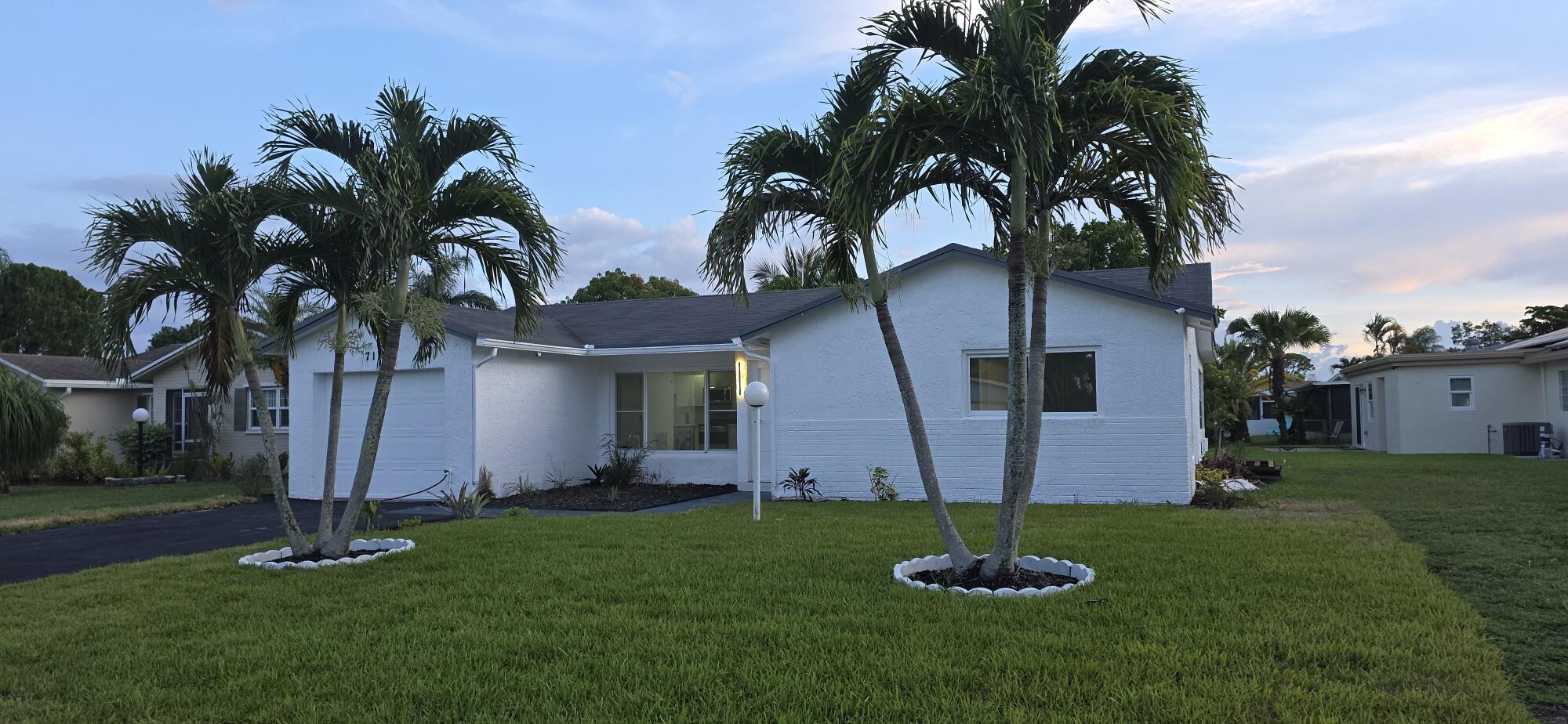 7112 Pine Manor Drive Lake Worth, FL 33467 - Photo 9 of 32 20250803_195443_resized