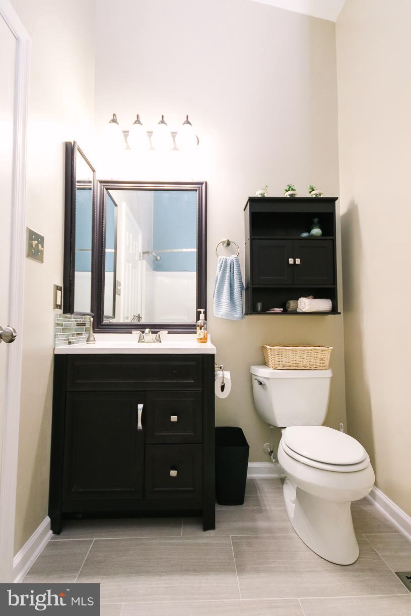 314 Huntinghorn Street Taneytown, MD 21787 - Photo 22 of 30 Bath