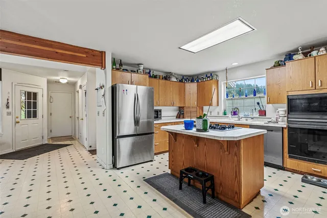 $785,000 | 1707 Northwest 354th Street, La Center, WA 98629