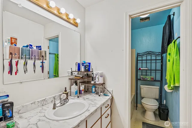 $785,000 | 1707 Northwest 354th Street, La Center, WA 98629