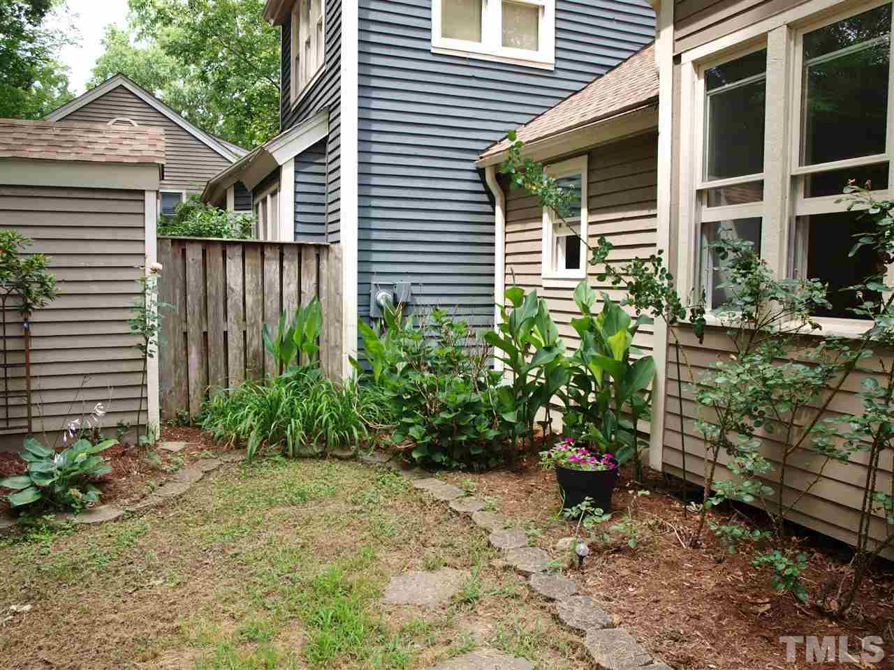 1721 Falls Church Road Raleigh, NC 27609 - Photo 3 of 7