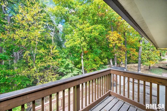 $329,900 | 3413 West Capitol Drive, Peoria, IL 61614