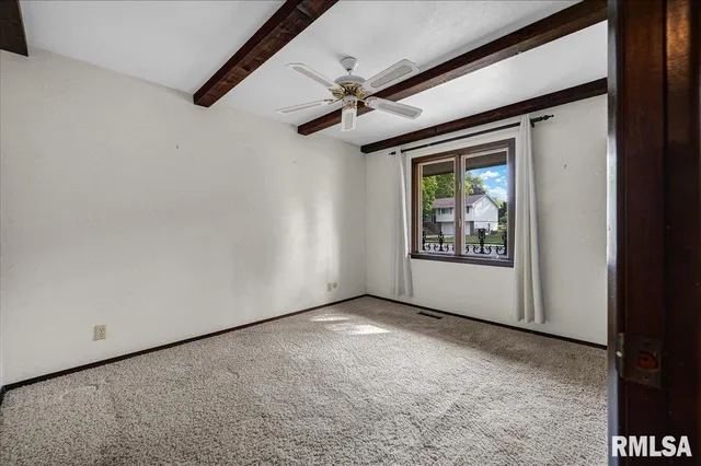 $329,900 | 3413 West Capitol Drive, Peoria, IL 61614