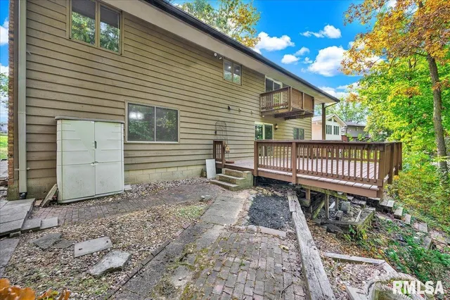 $329,900 | 3413 West Capitol Drive, Peoria, IL 61614