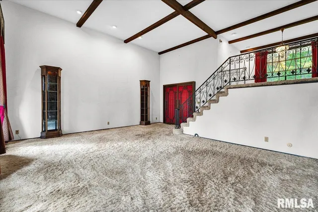 $329,900 | 3413 West Capitol Drive, Peoria, IL 61614