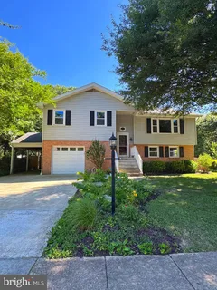 $850,000 | 4407 Aragon Place, Alexandria, VA 22309