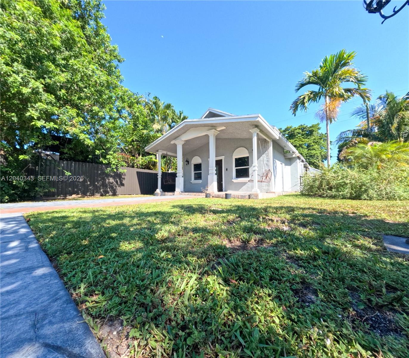 2218 Harding Street Hollywood, FL 33020 - Photo 12 of 105