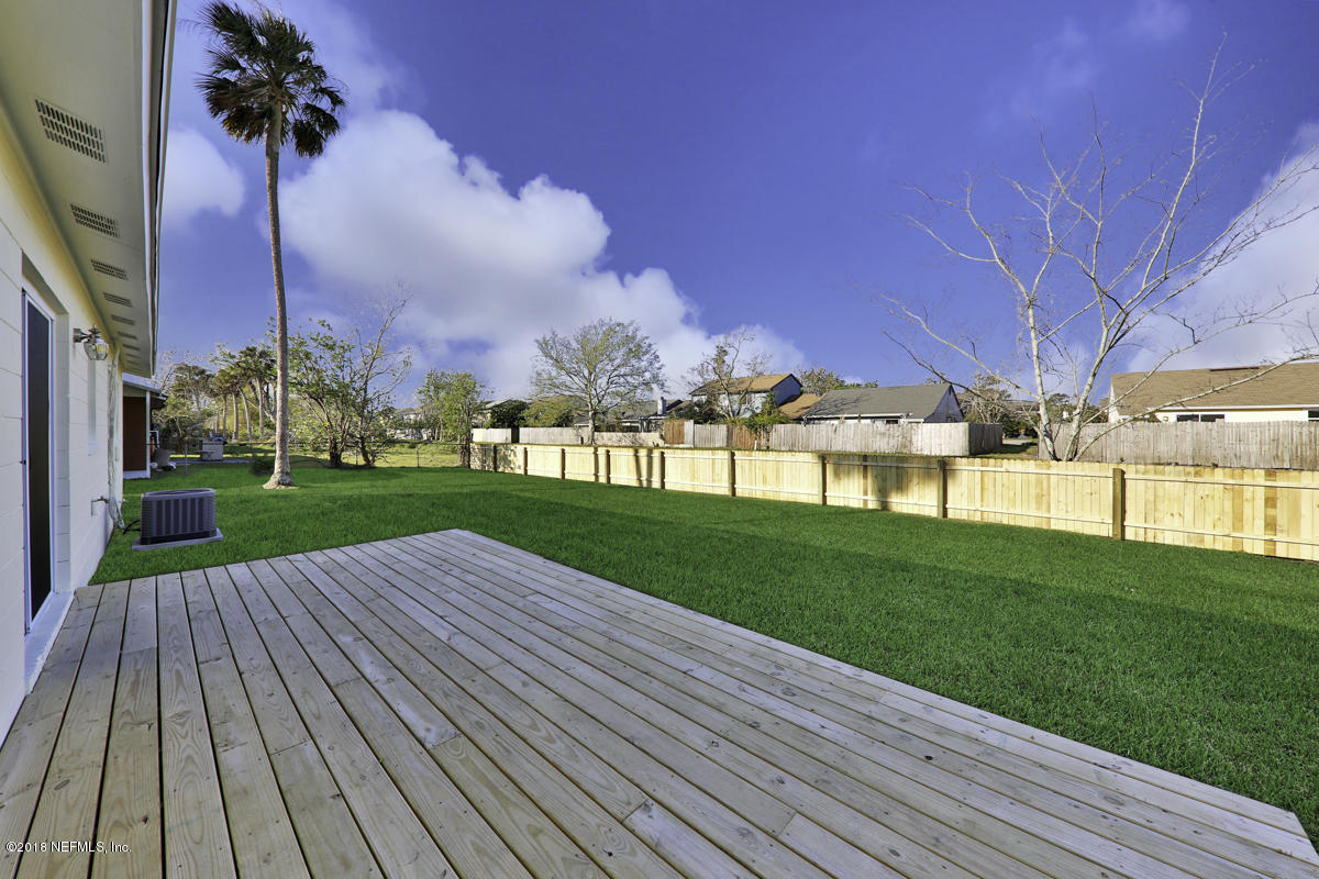 390 Skate Road Atlantic Beach, FL 32233 - Photo 3 of 18 _JW19908