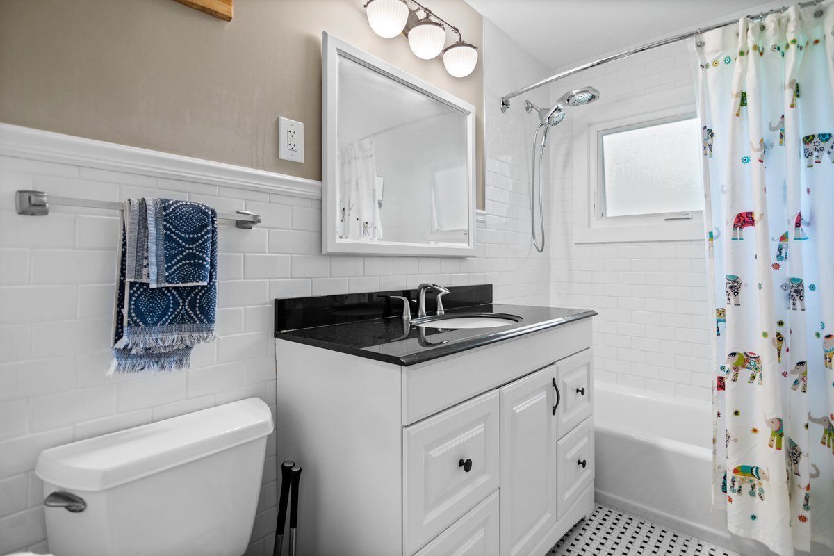 645 Indian Road Glenview, IL 60025 - Photo 15 of 33