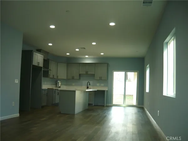 $579,900 | 158 East Court Street, San Bernardino, CA 92410