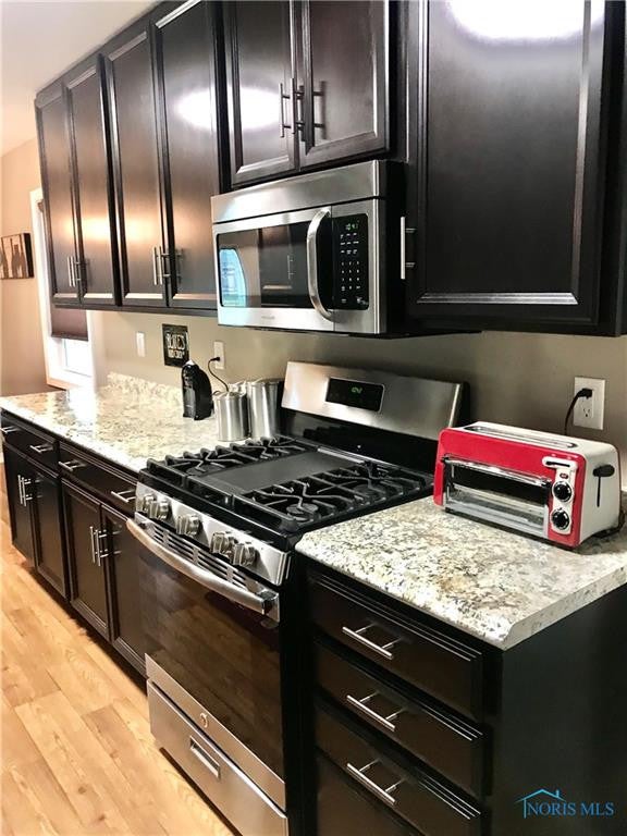 4545 Elmhurst Road Toledo, OH 43613 - Photo 8 of 33 Gallery Image 8