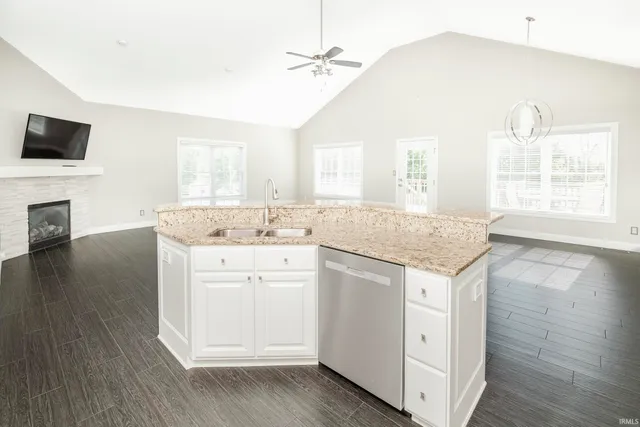 $3,550 | 4442 South Carberry Court, Bloomington, IN 47401