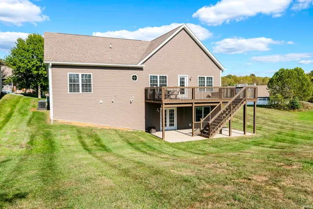 $3,550 | 4442 South Carberry Court, Bloomington, IN 47401