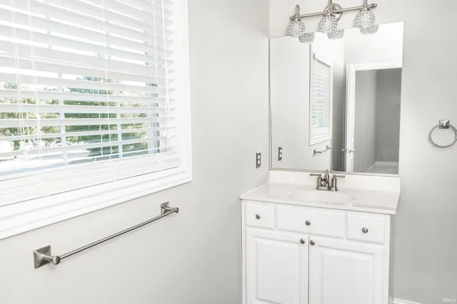 $3,550 | 4442 South Carberry Court, Bloomington, IN 47401