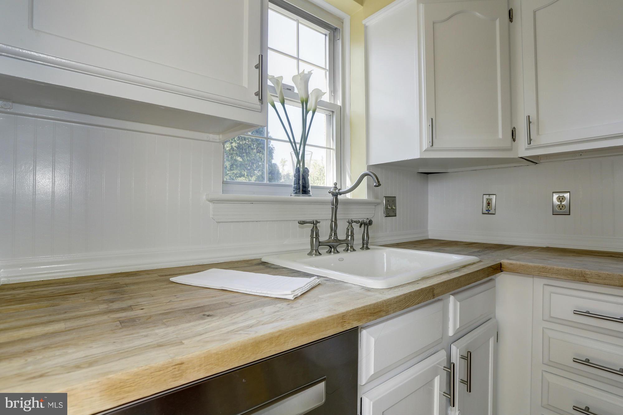 10014 Sidney Road Silver Spring, MD 20901 - Photo 13 of 29 Kitchen