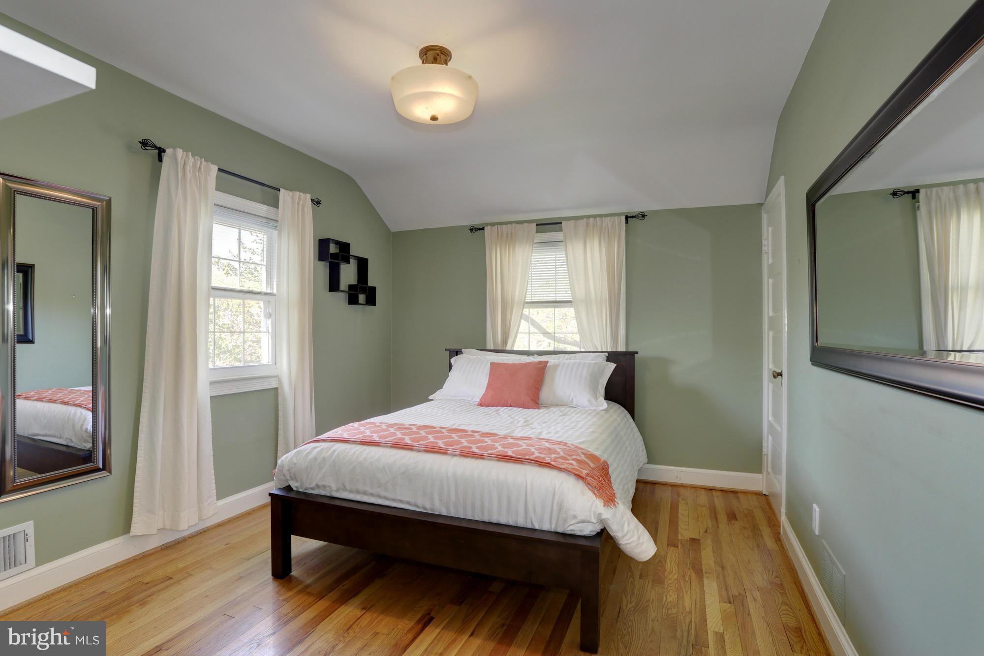 10014 Sidney Road Silver Spring, MD 20901 - Photo 19 of 29 Bedroom (Master)