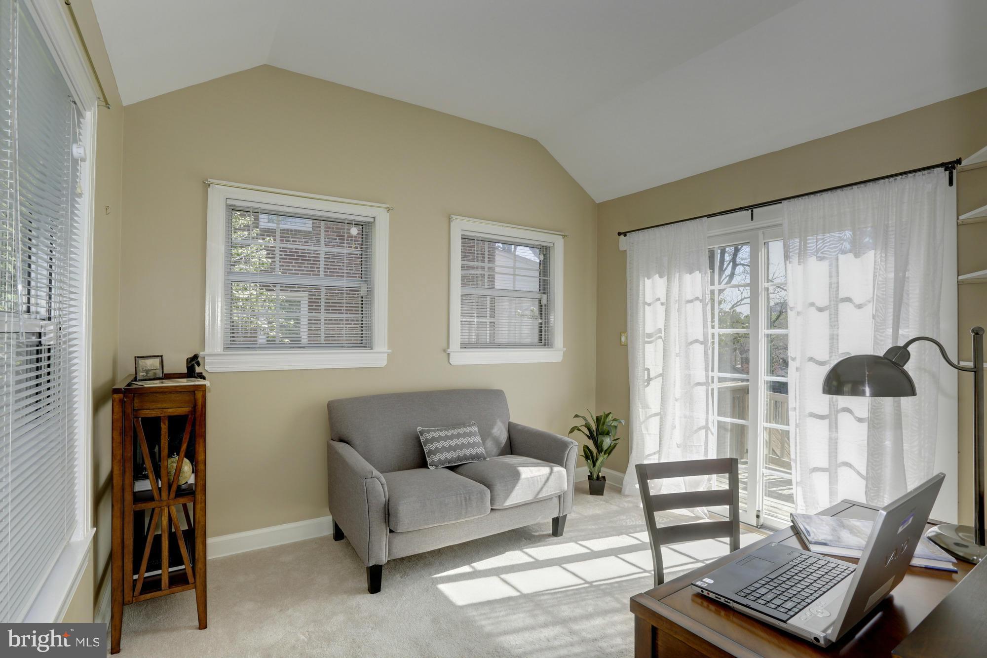 10014 Sidney Road Silver Spring, MD 20901 - Photo 6 of 29 Interior (General)