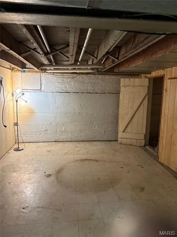 $225,000 | 919 West Henry Street, Staunton, IL 62088