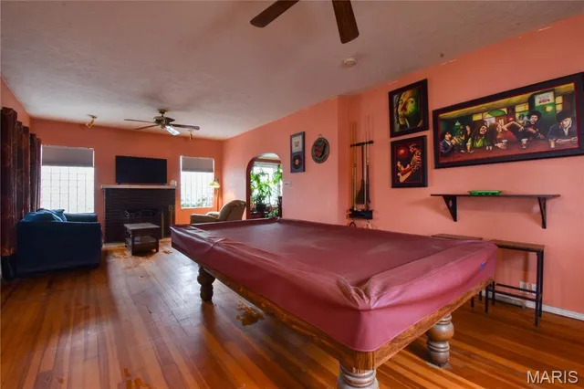 $225,000 | 919 West Henry Street, Staunton, IL 62088