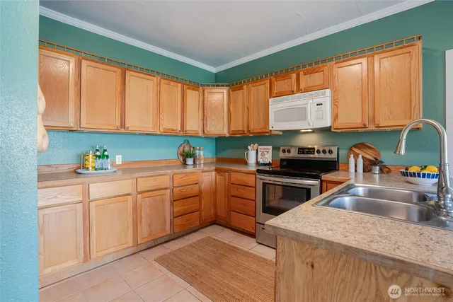 $479,900 | 1340 Shorewood Drive, Bremerton, WA 98312