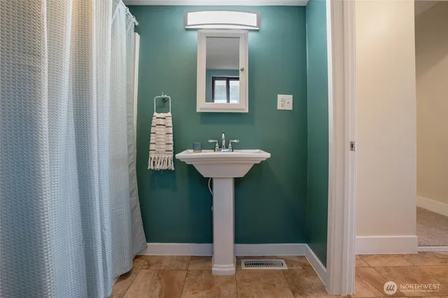 $479,900 | 1340 Shorewood Drive, Bremerton, WA 98312