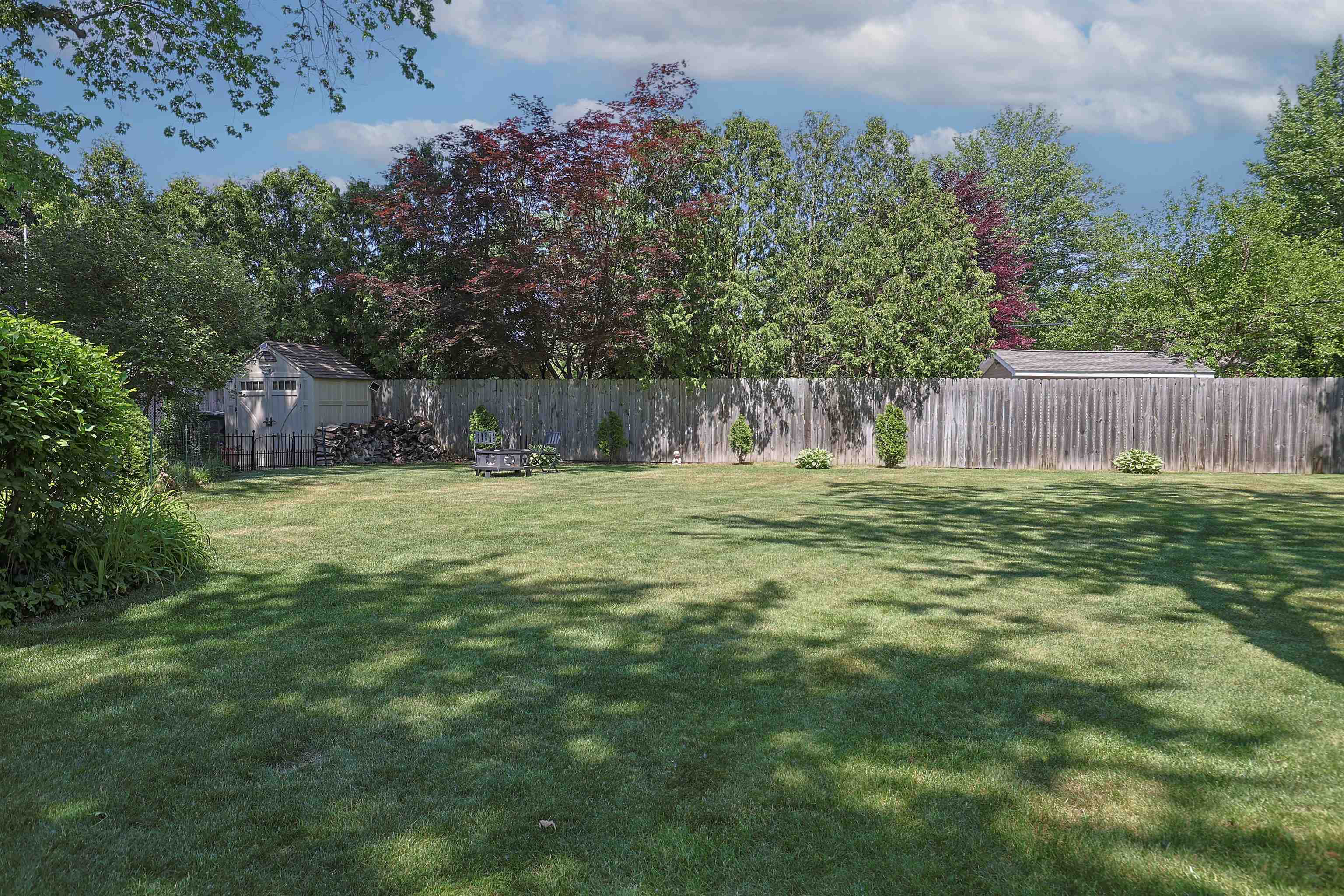 2008 Rapanos Drive Midland, MI 48642 - Photo 12 of 57