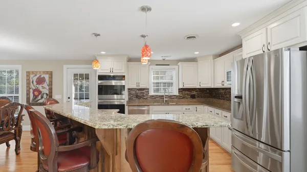 $449,900 | 7 Kathy Lane, Lookout Mountain, GA 30750