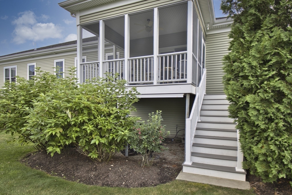 31 Wildwood Road, Unit 31 Norfolk, MA 02056 - Photo 34 of 39