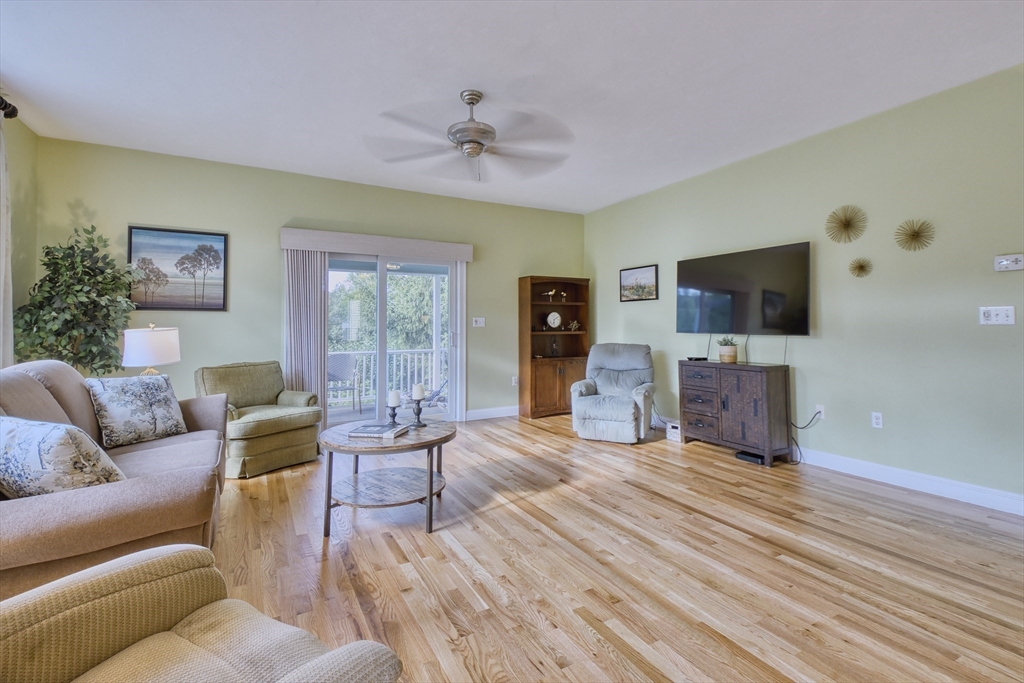 31 Wildwood Road, Unit 31 Norfolk, MA 02056 - Photo 10 of 39