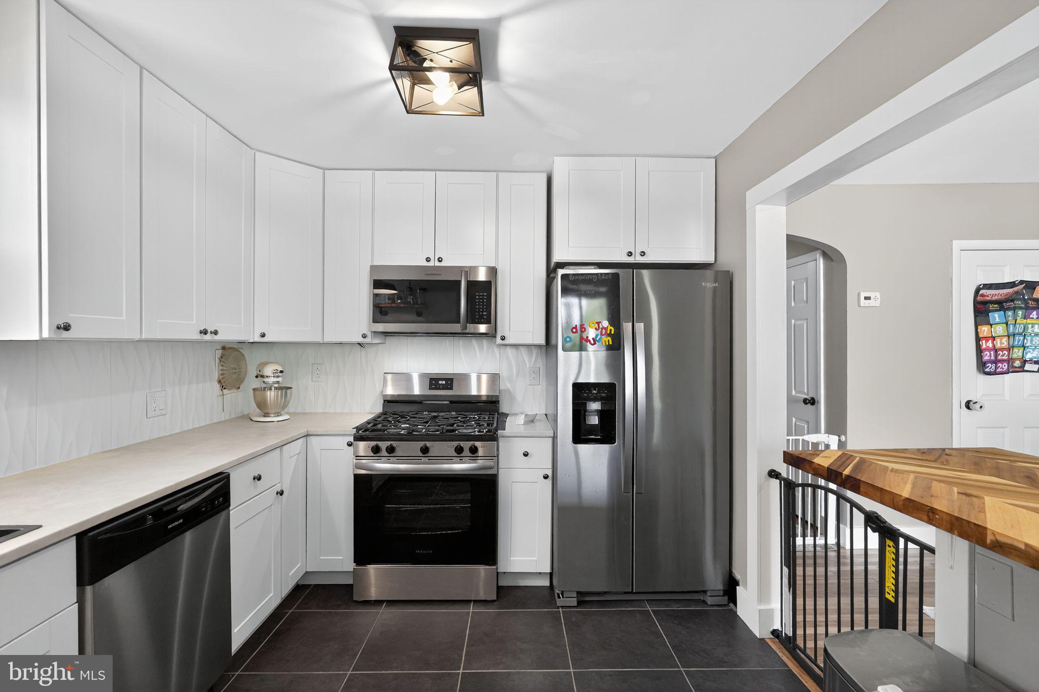 7615 Fillmore Street Philadelphia, PA 19111 - Photo 13 of 28 Gallery Image 13