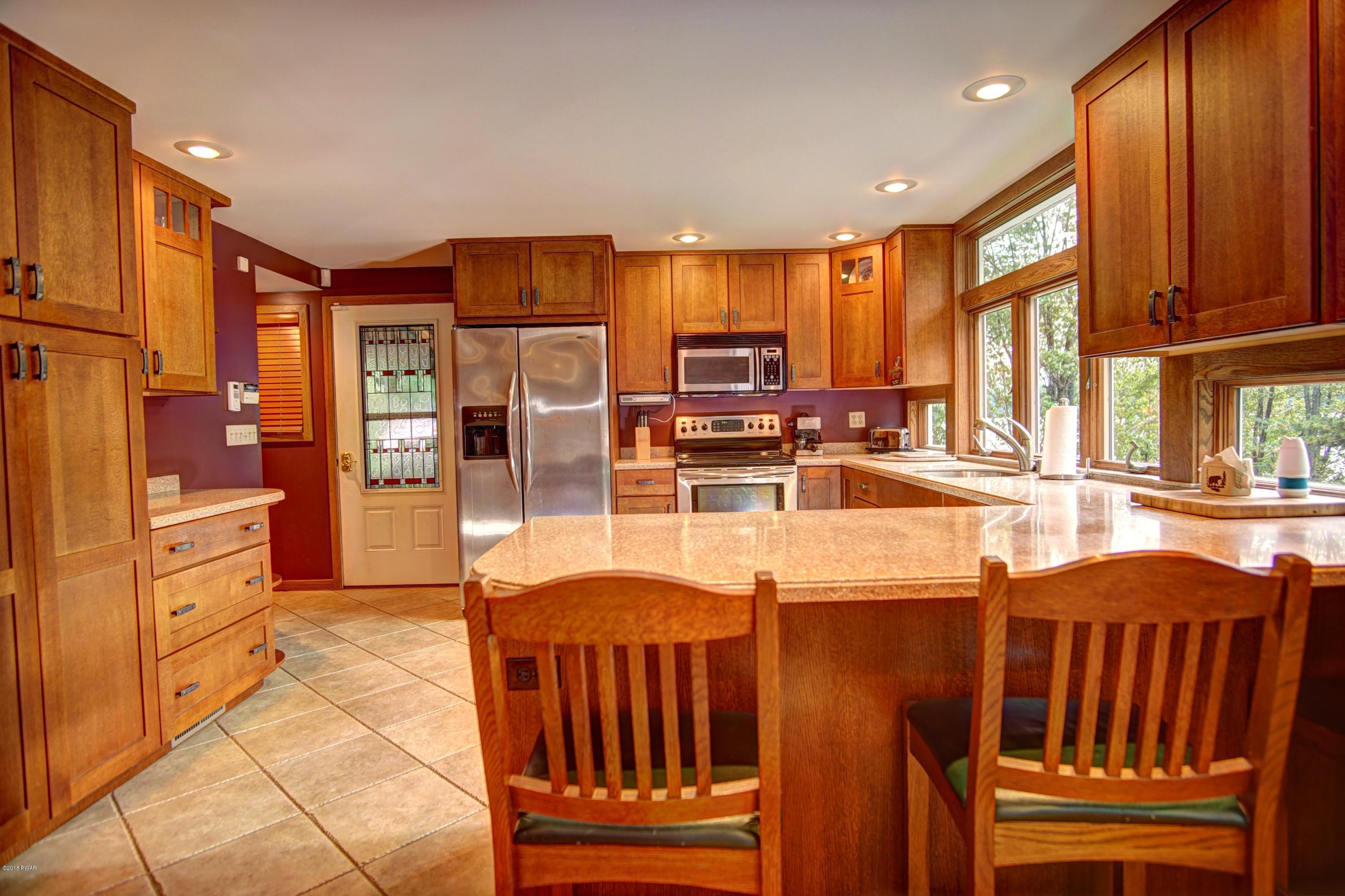 141 Pellet Road Paupack, PA 18451 - Photo 14 of 40 Kitchen