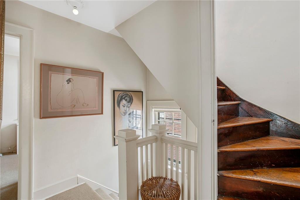 1232 Murdoch Road Pittsburgh, PA 15217 - Photo 24 of 38 a view of front door of house