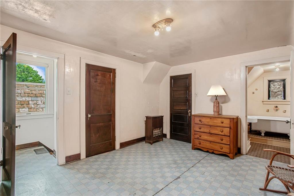1232 Murdoch Road Pittsburgh, PA 15217 - Photo 25 of 38 a view of room with furniture and a window