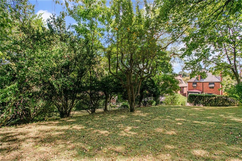 1232 Murdoch Road Pittsburgh, PA 15217 - Photo 29 of 38 a view of outdoor space with deck and yard