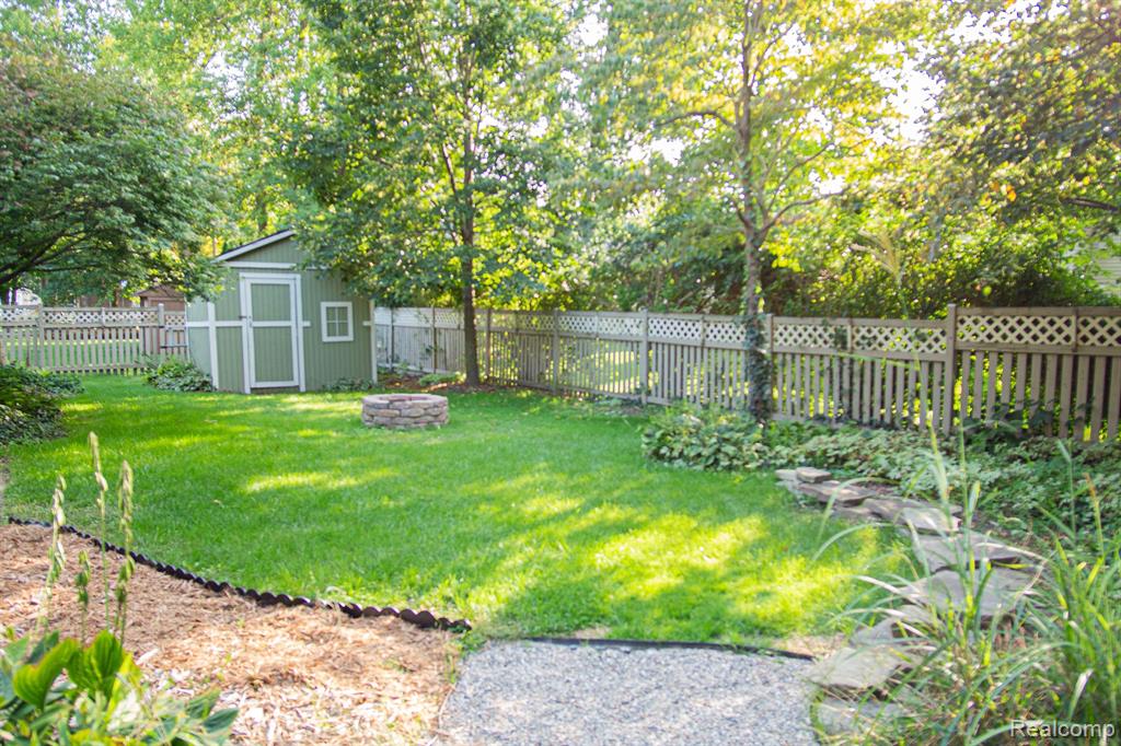 1371 Rutledge Court Temperance, MI 48182 - Photo 16 of 58